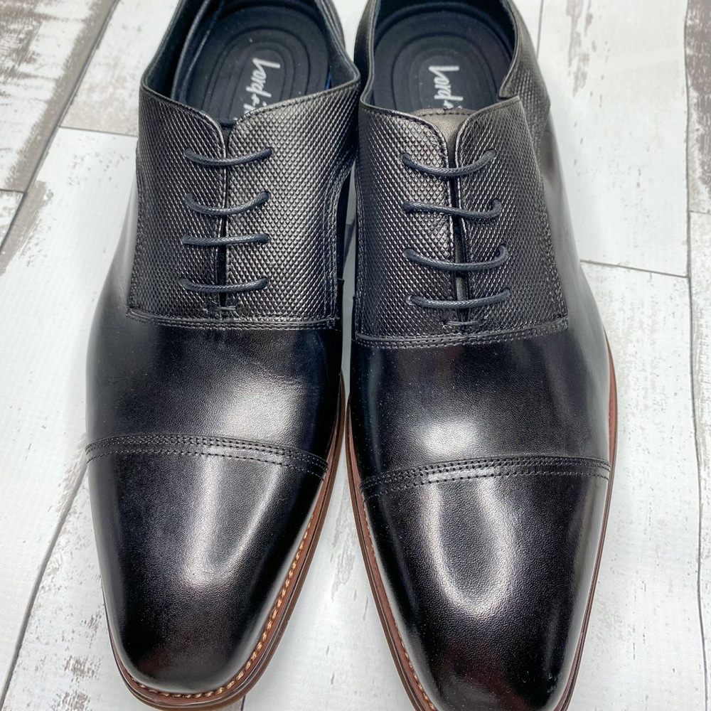 Lord & Taylor men’s wing tip shoes size 10 - Never worn